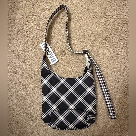 BAGGU Small Nylon Sling Mixed Plaid - Picture 4 of 6